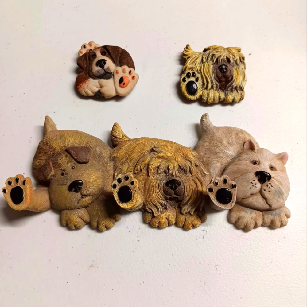 Dog Wall Hanging Leash Holder And Dog Magnet Set - NWOT